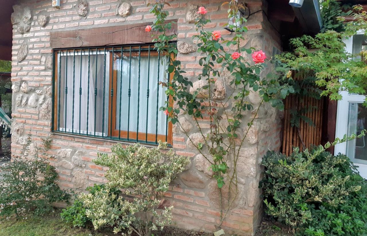 Cabanas Farah Estancia Vieja Ideal Para 2 A 3 Huespedes ヴィラ・カルロス・パス エクステリア 写真
